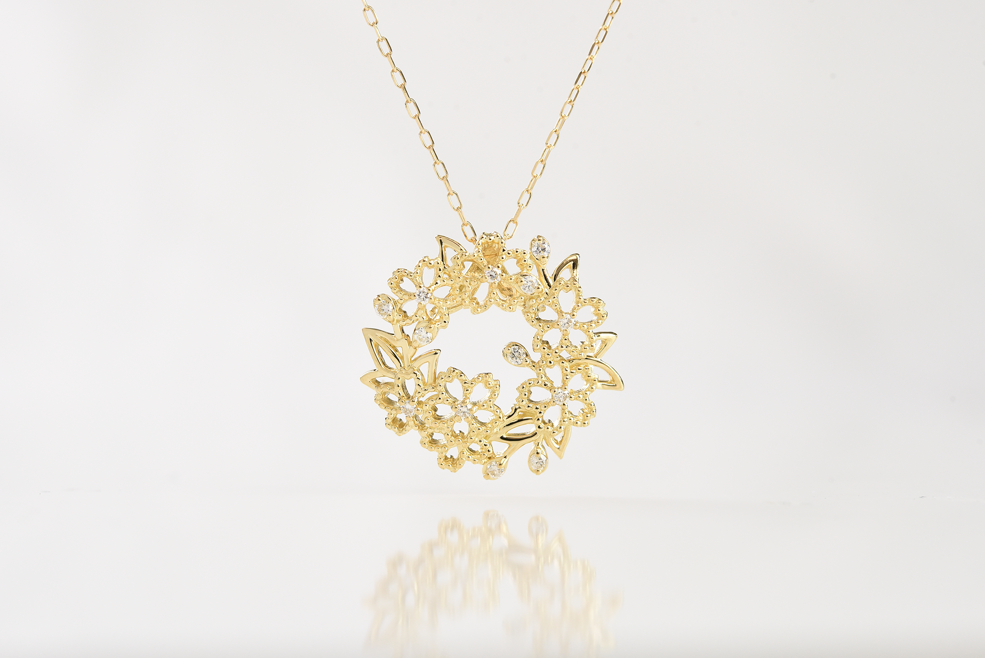Minimal Luxury for Modern Women