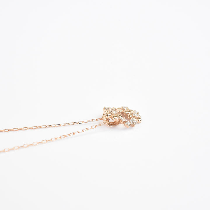 Flower N Diamonds Pendant with Chain
