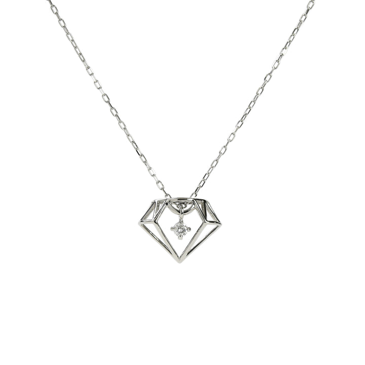 Solitaire in a Solitaire Pendant with Chain