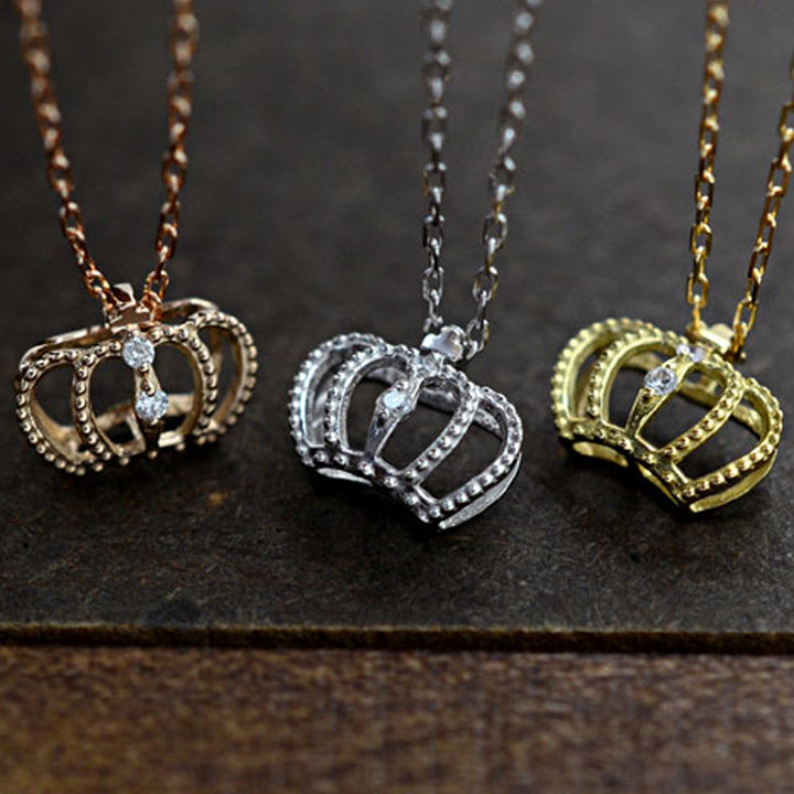 The Venezian Crown Pendant With Chain