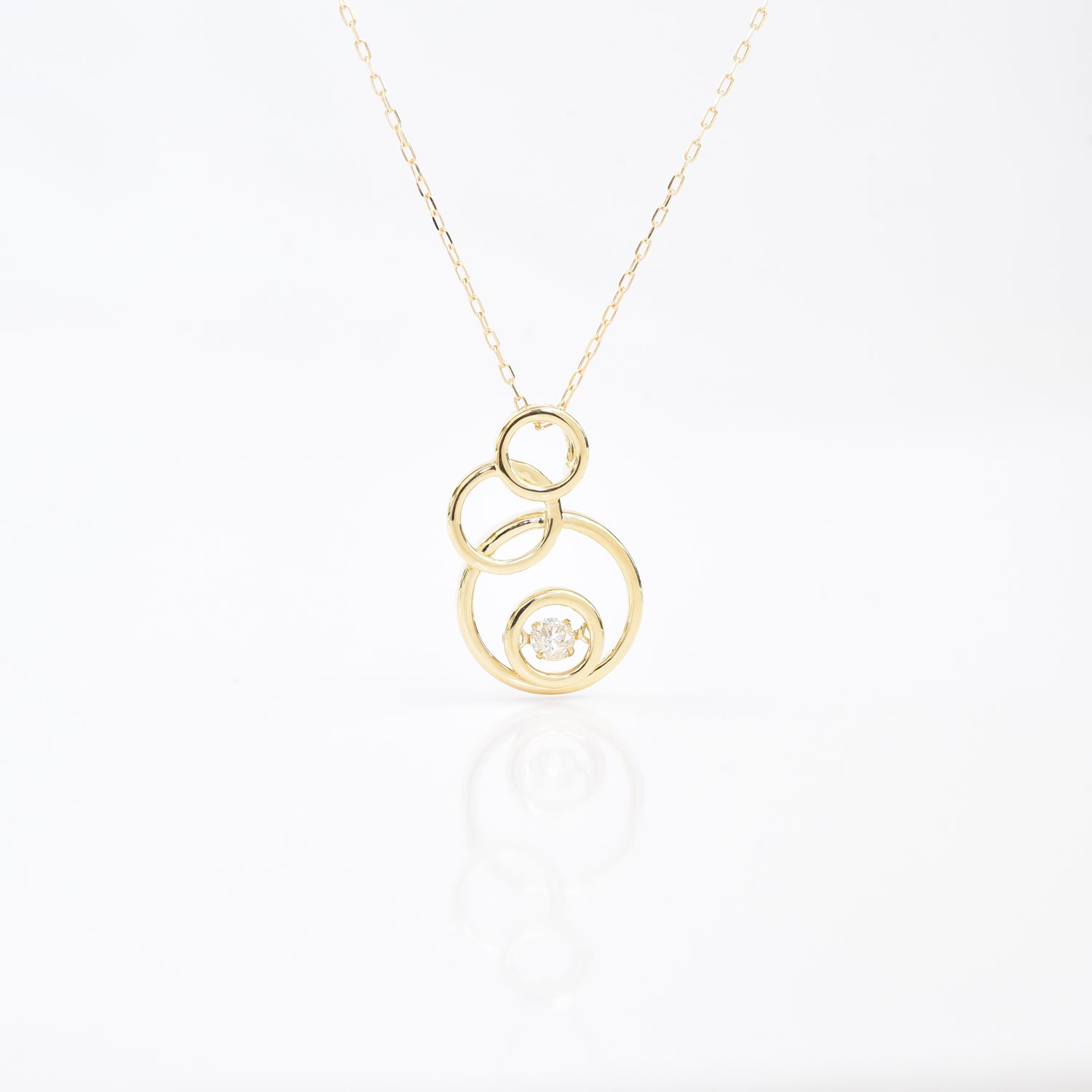 4 Diap0089-4 Rounds N a Solitaire Pendant with Chain