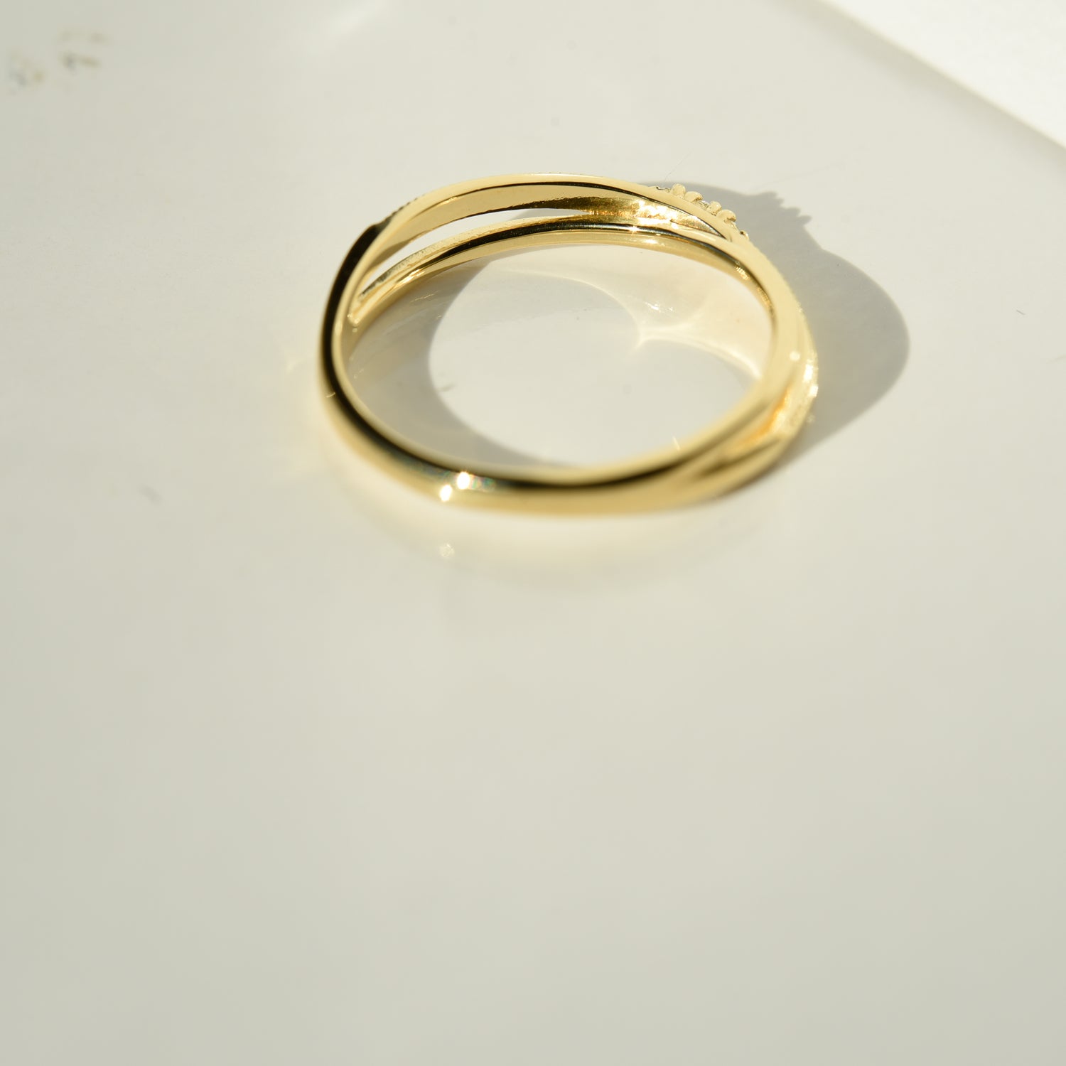 Hula Hoop Diamond Ring