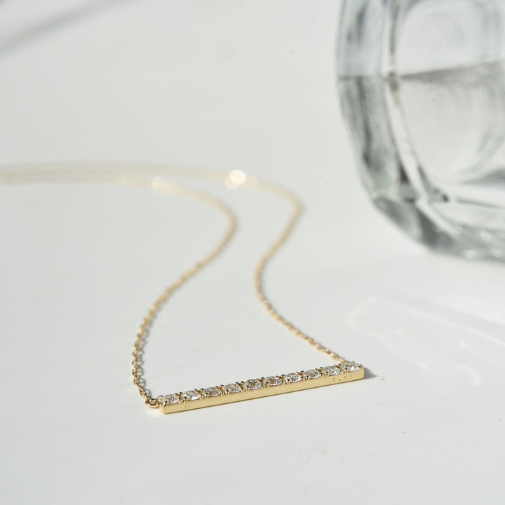 Staright Line Diamonds Pendant With Chain