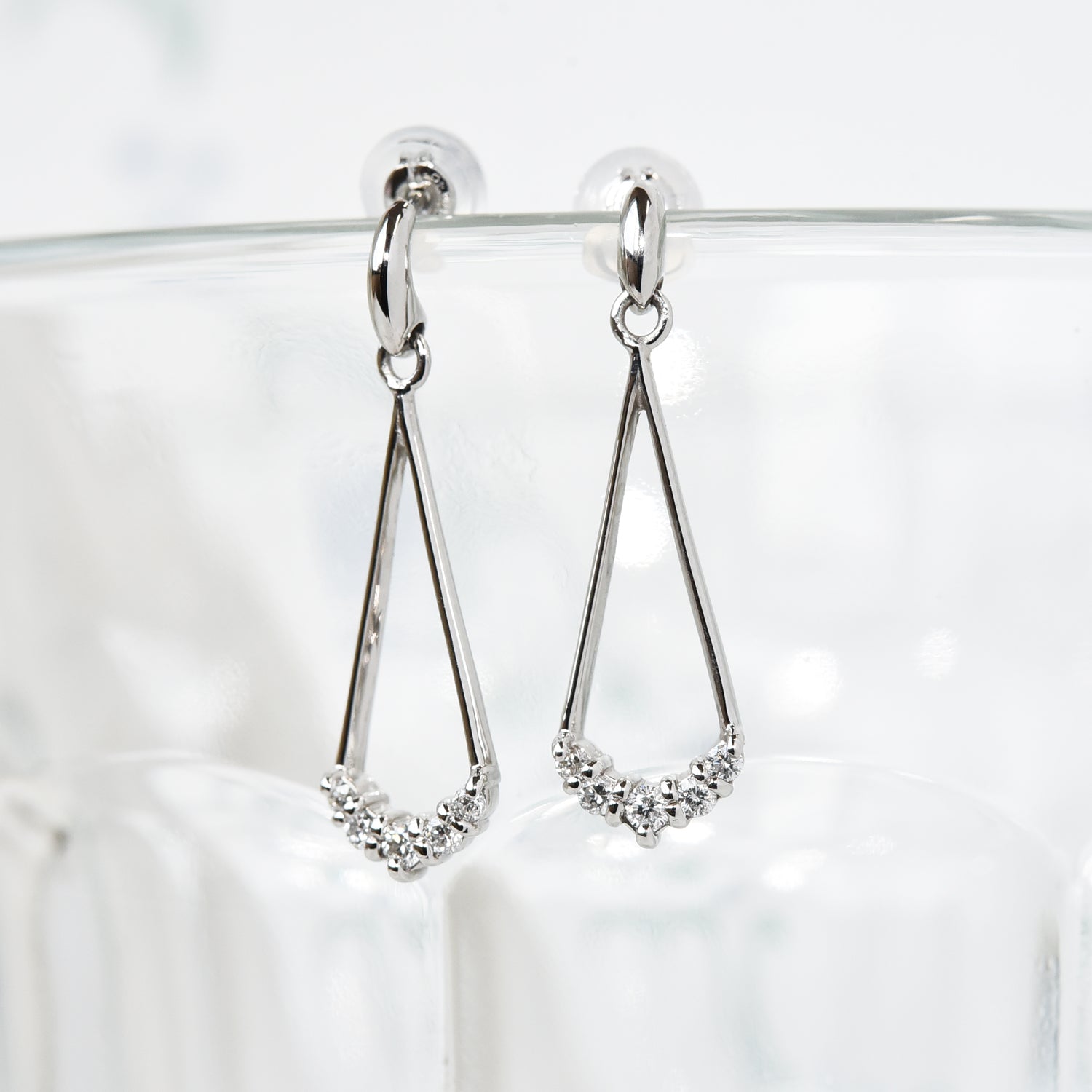Dangling Diamond Drop Earrings