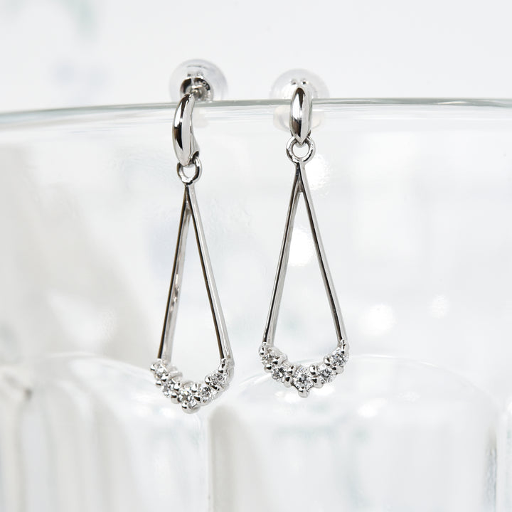 Dangling Diamond Drop Earrings