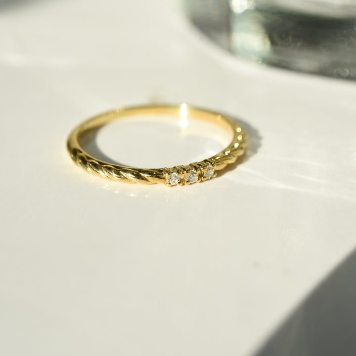 3 Diamond Texture Ring