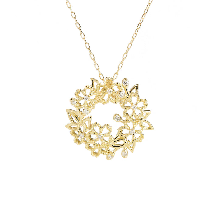 Garland with Diamonds Pendant with Chain