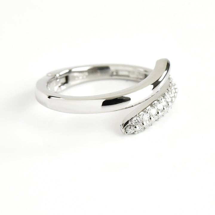 Adjustible Diamond Prong Setting Ring