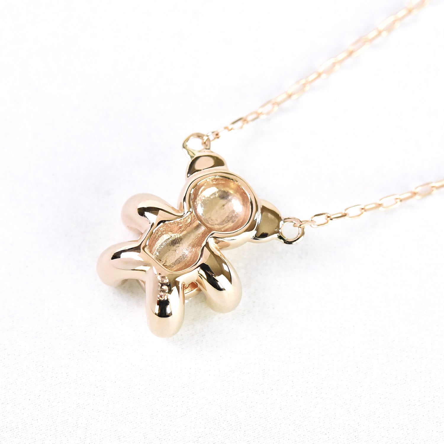 Teddy Bear N a Solitaire Pendant with Chain