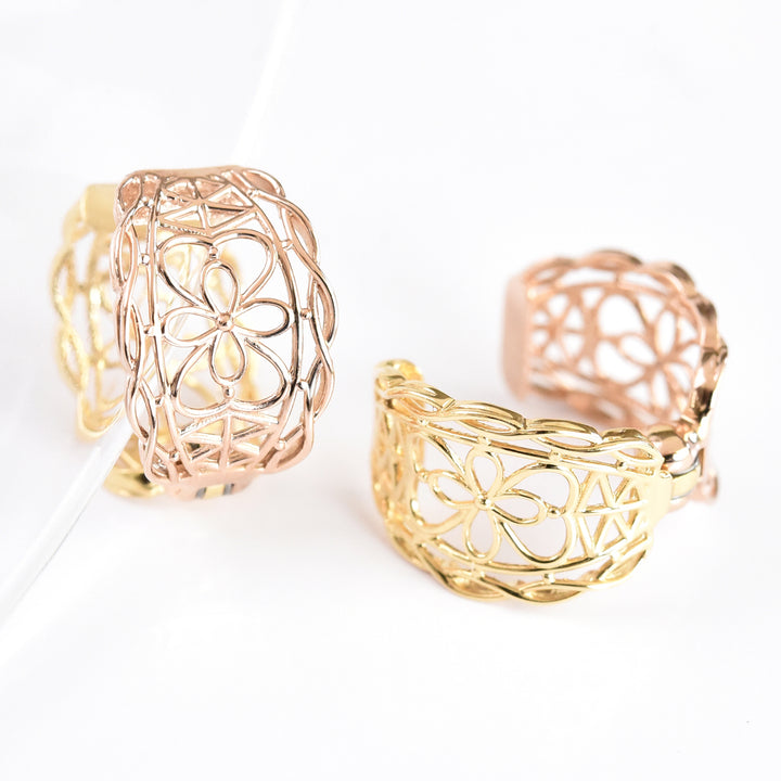 Flower Mesh Hoop Earrings
