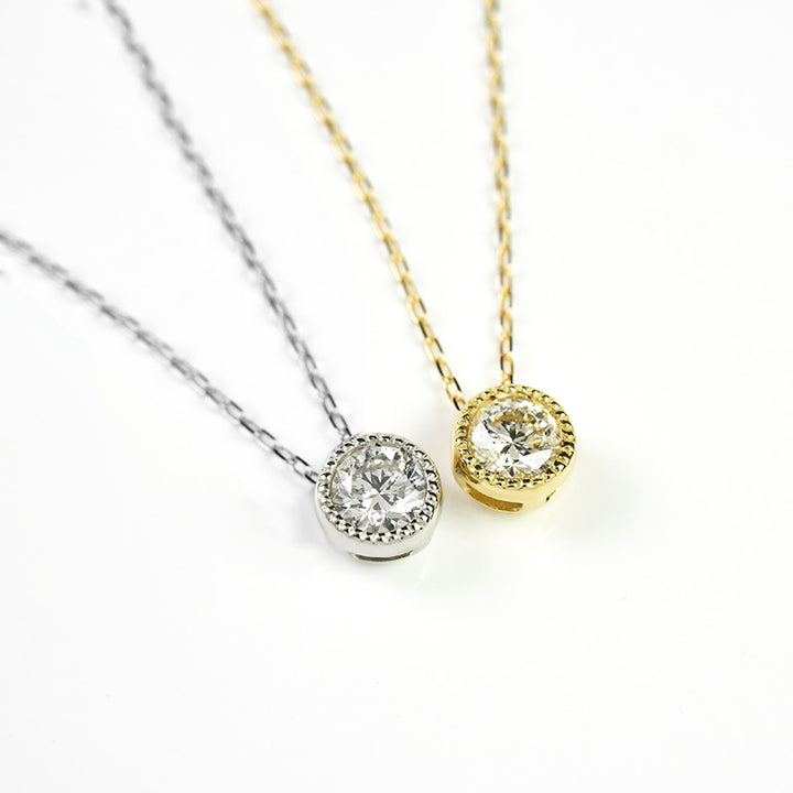 Round Soliatire Pendant with Chain