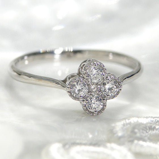 Venetian Diamond Flower Ring