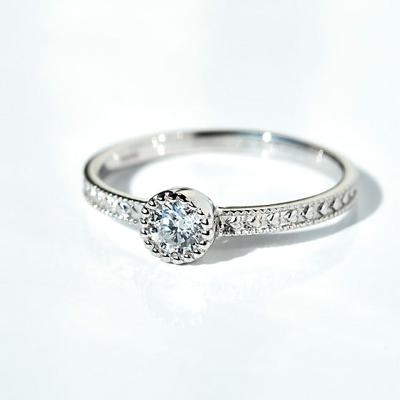 Heart Texture Soloitaire Ring