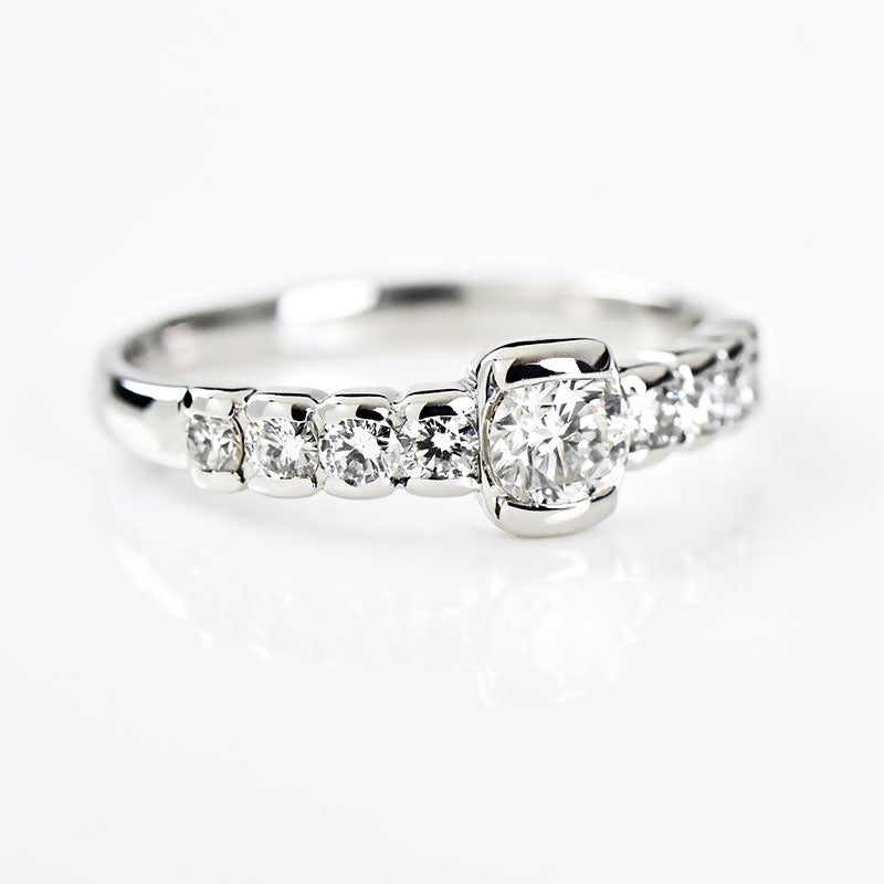 Square Prongs Diamond Ring