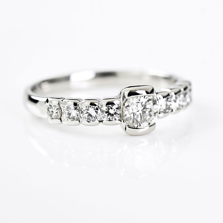 Square Prongs Diamond Ring