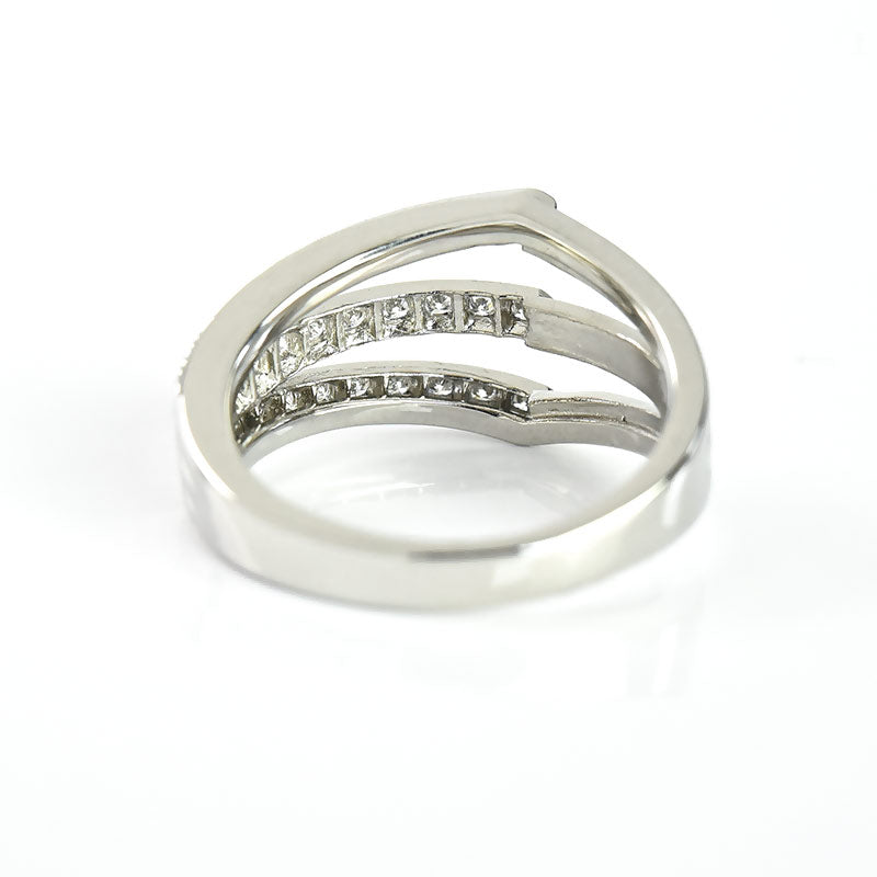Claw Diamond Ring