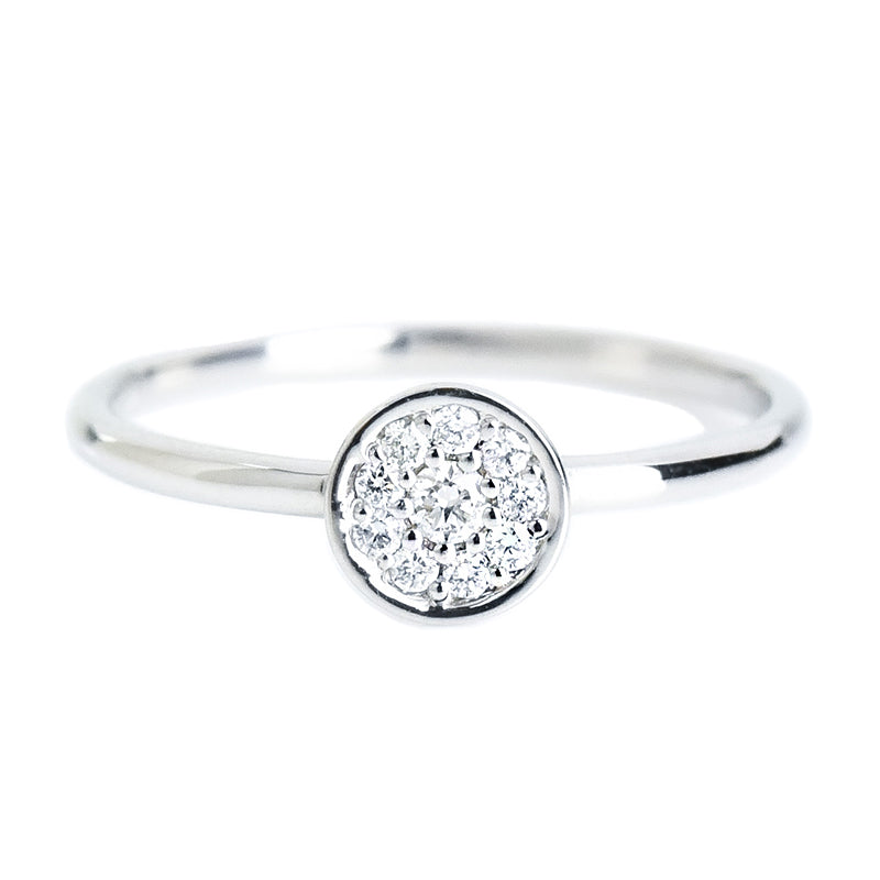 Diamonds in a Circle Ring