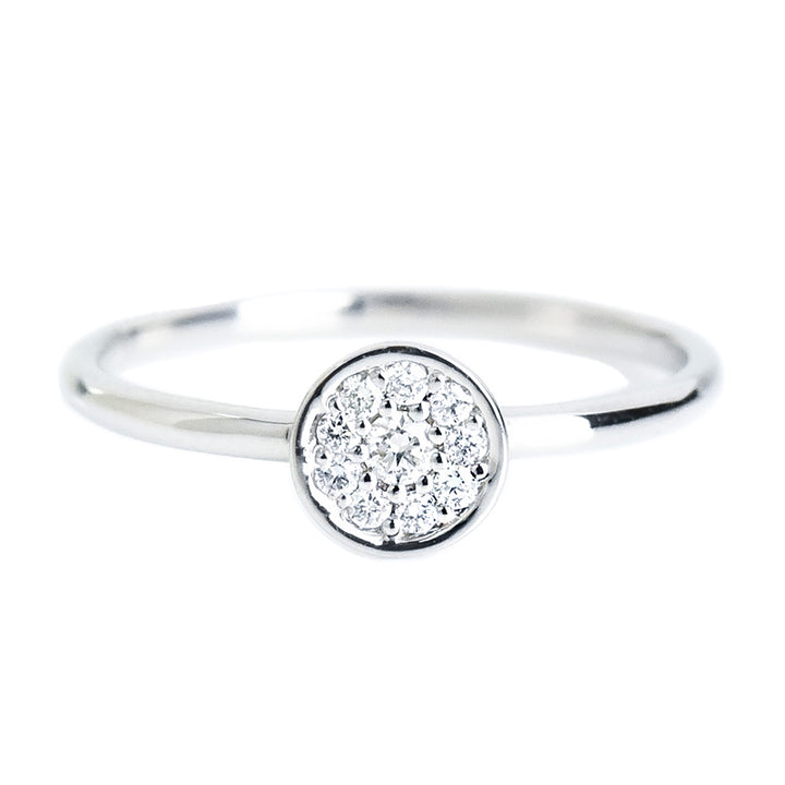 Diamonds in a Circle Ring