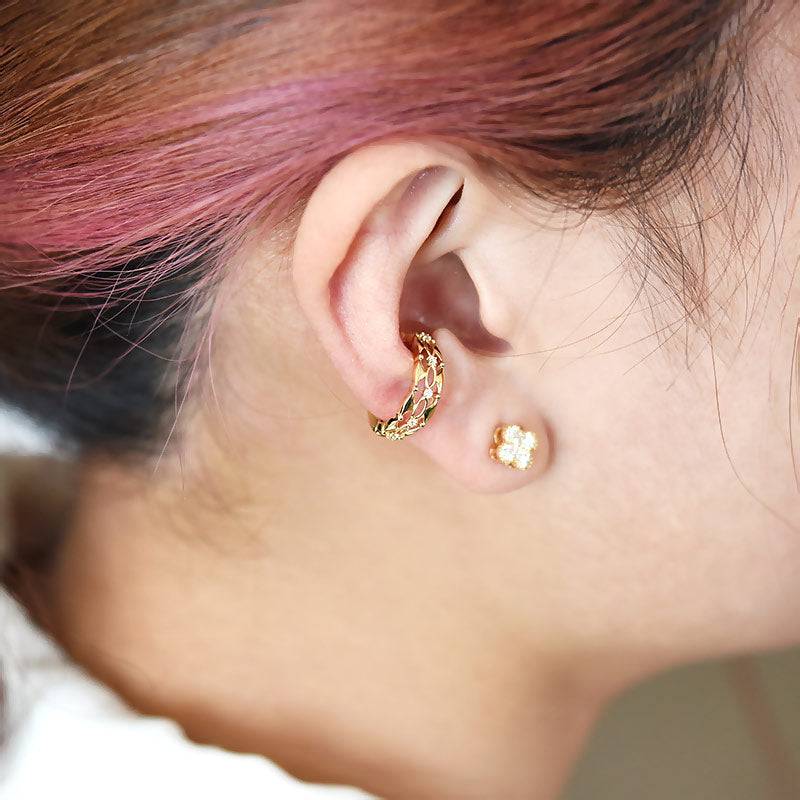 Delicate Twist with Diamond Cuffs