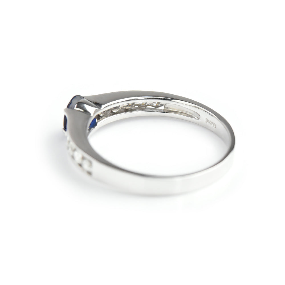 Sapphire Diamond Ring